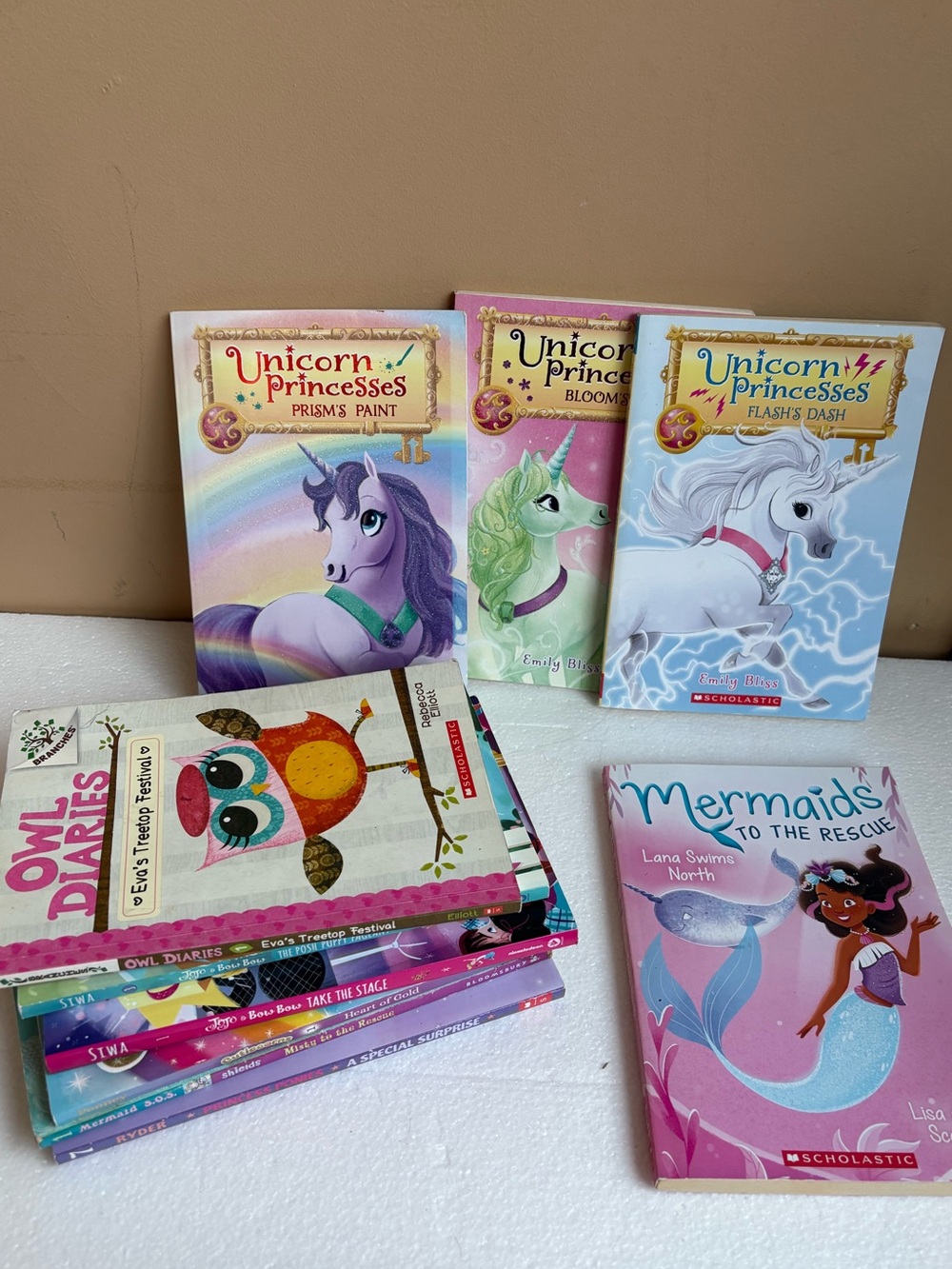 9 Girls chapter books